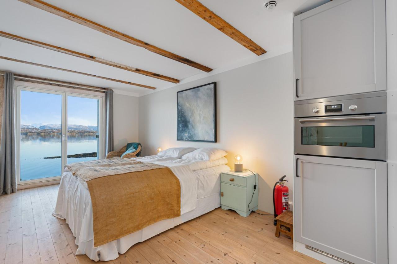 Sveggvika Guesthouse Sveggen Buitenkant foto