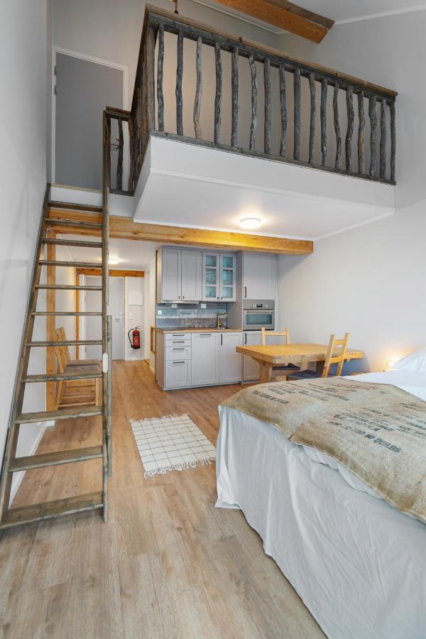 Sveggvika Guesthouse Sveggen Buitenkant foto