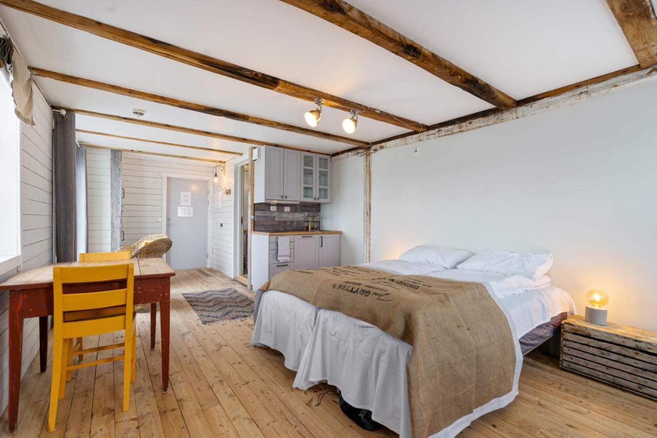 Sveggvika Guesthouse Sveggen Buitenkant foto