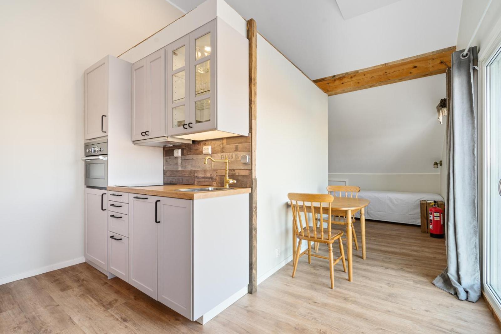 Sveggvika Guesthouse Sveggen Kamer foto